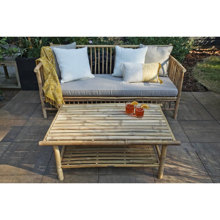 Lift top store coffee table outdoor